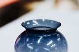 TROPHY vase navy blue
